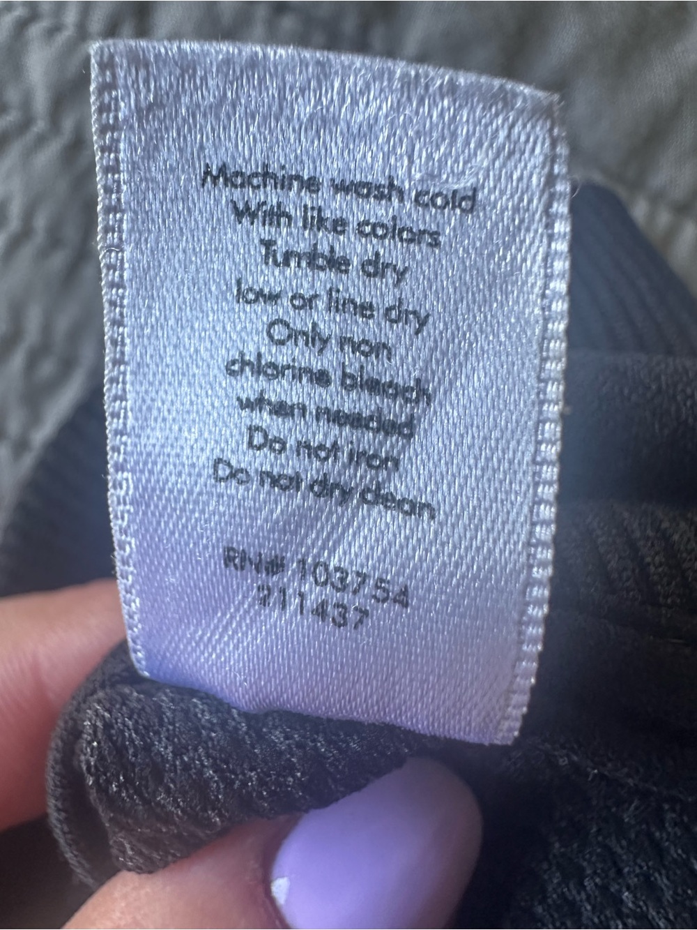 Lululemon Reveal Mindful Motion Half Zip, Unique Mesh Detail, Black Size 4, EUC! - Picture 11 of 11